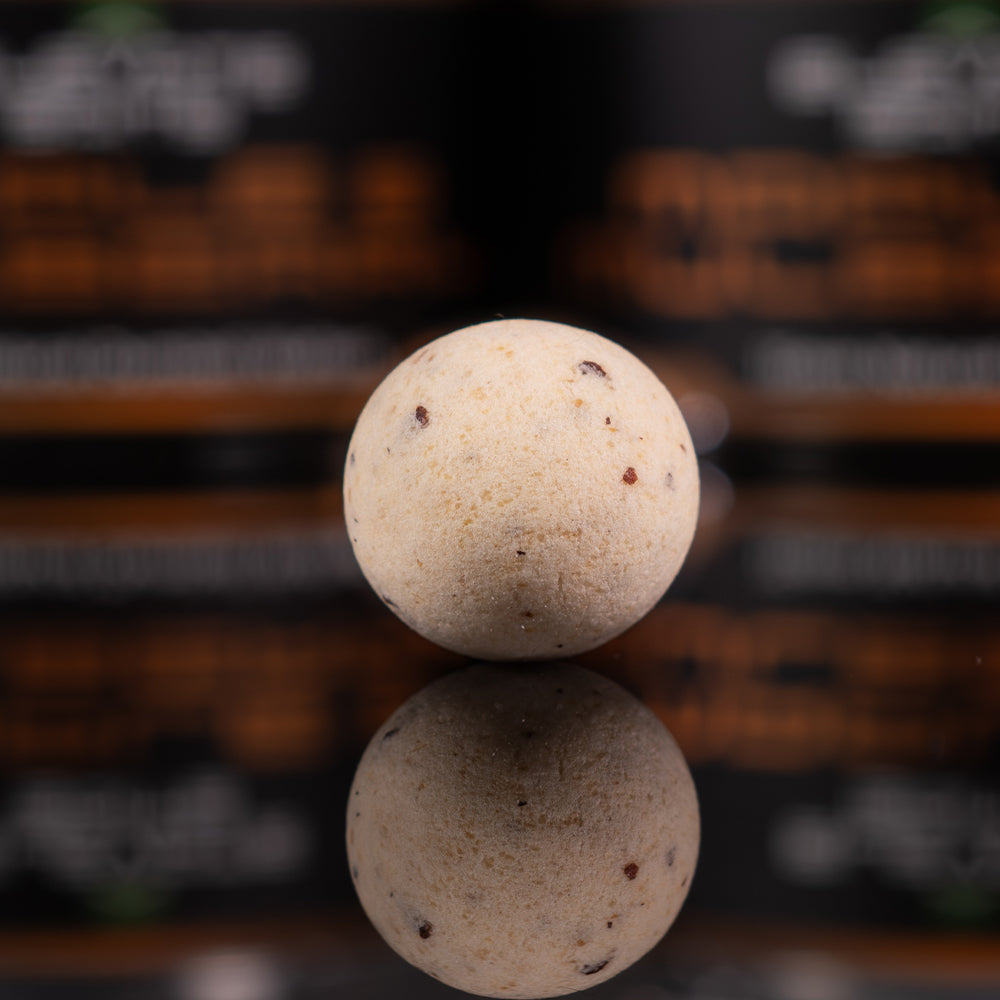 Elevate Baits Maple & Mulberry 15mm natural pop-ups